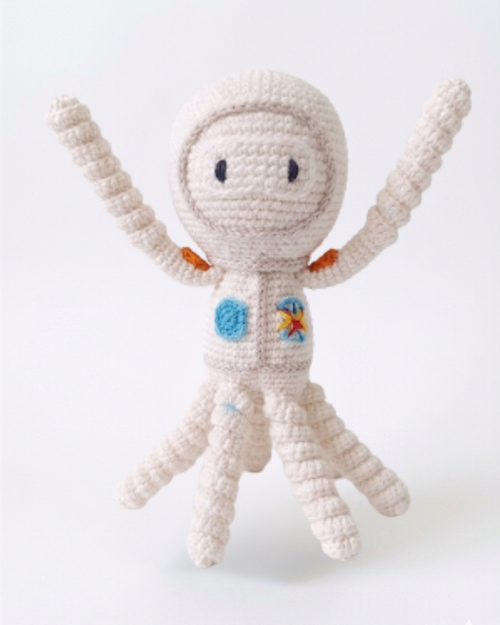 Charlie Astronaute